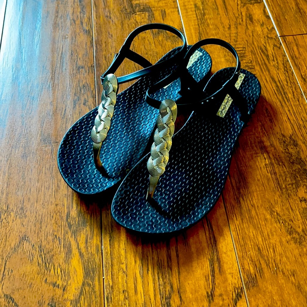 Ipanema sandals
